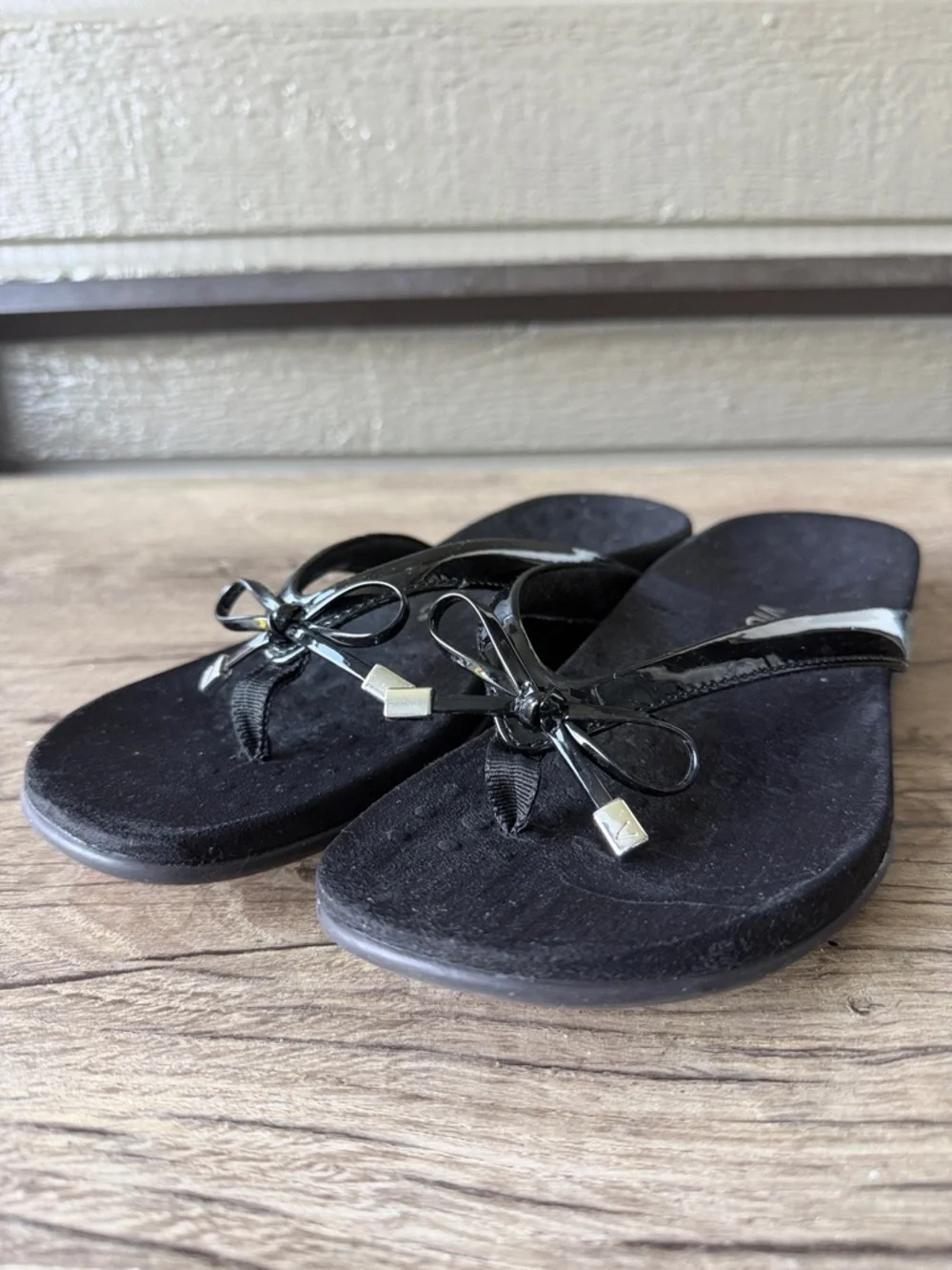 Vionic Women’s Sandals size 8. - Picture 3 of 9